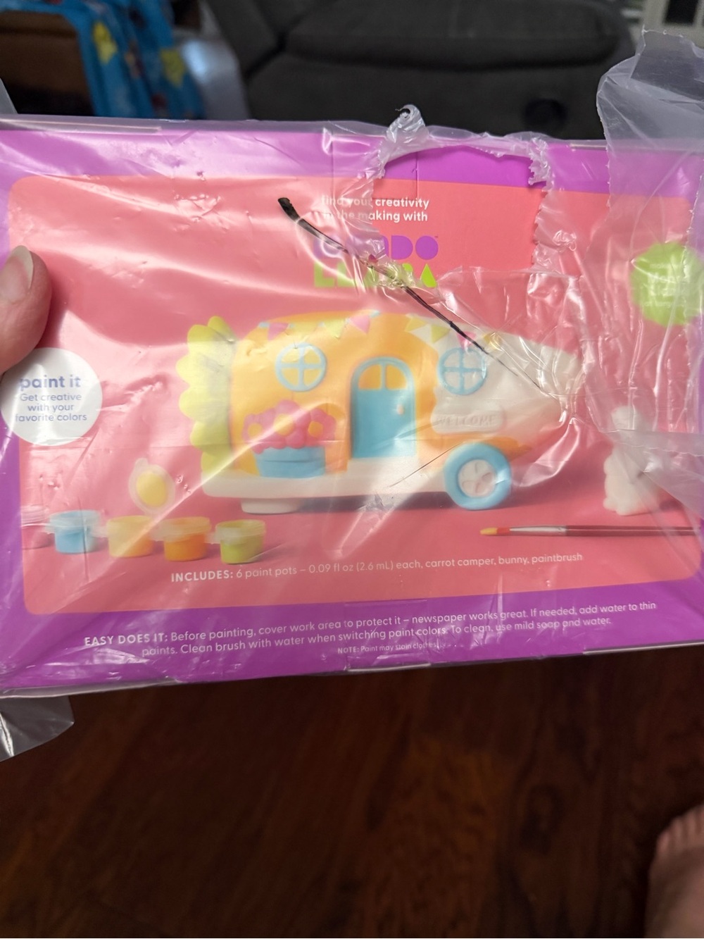 Kids Paint-Your-Own Carrot Camper Craft Kit - Mando Llama , NWT